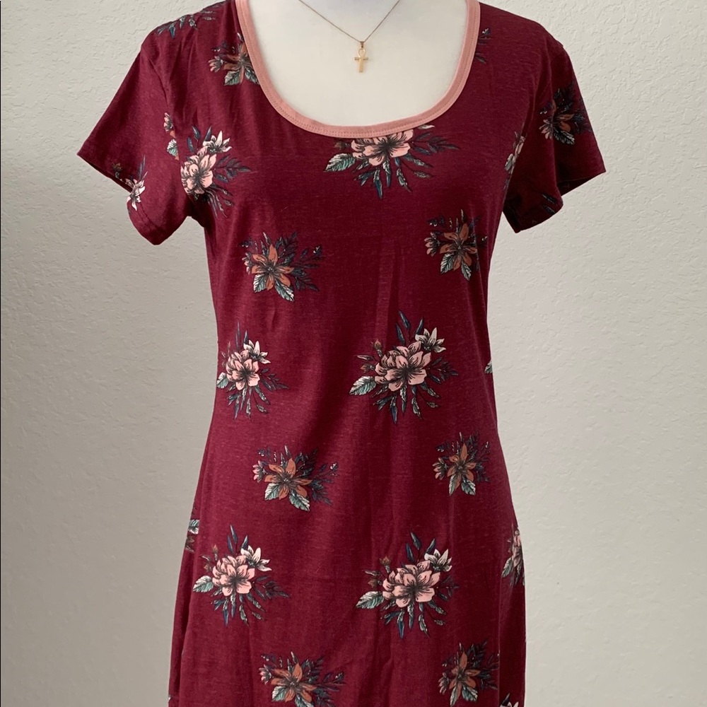 Maroon Floral Dress💋